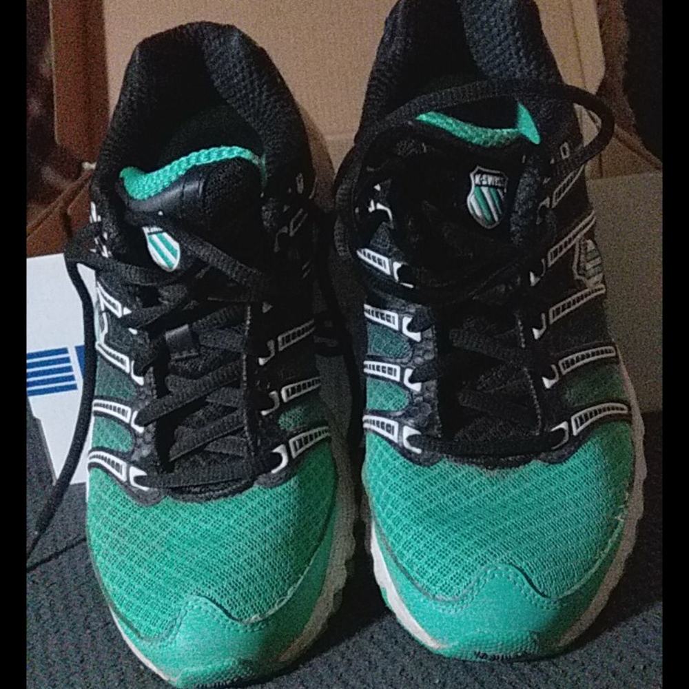 Women's Running Shoes